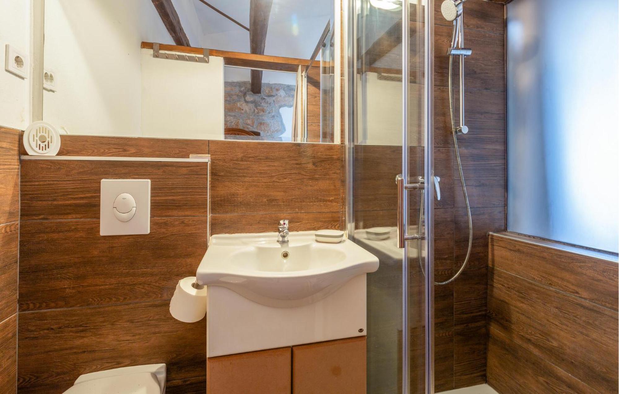 Stunning In With Kitchen * Poreč